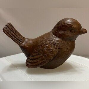 Vintage Red Mill Mfg Pecan Shell & Resin Sparrow Bird Figurine Handcrafted USA